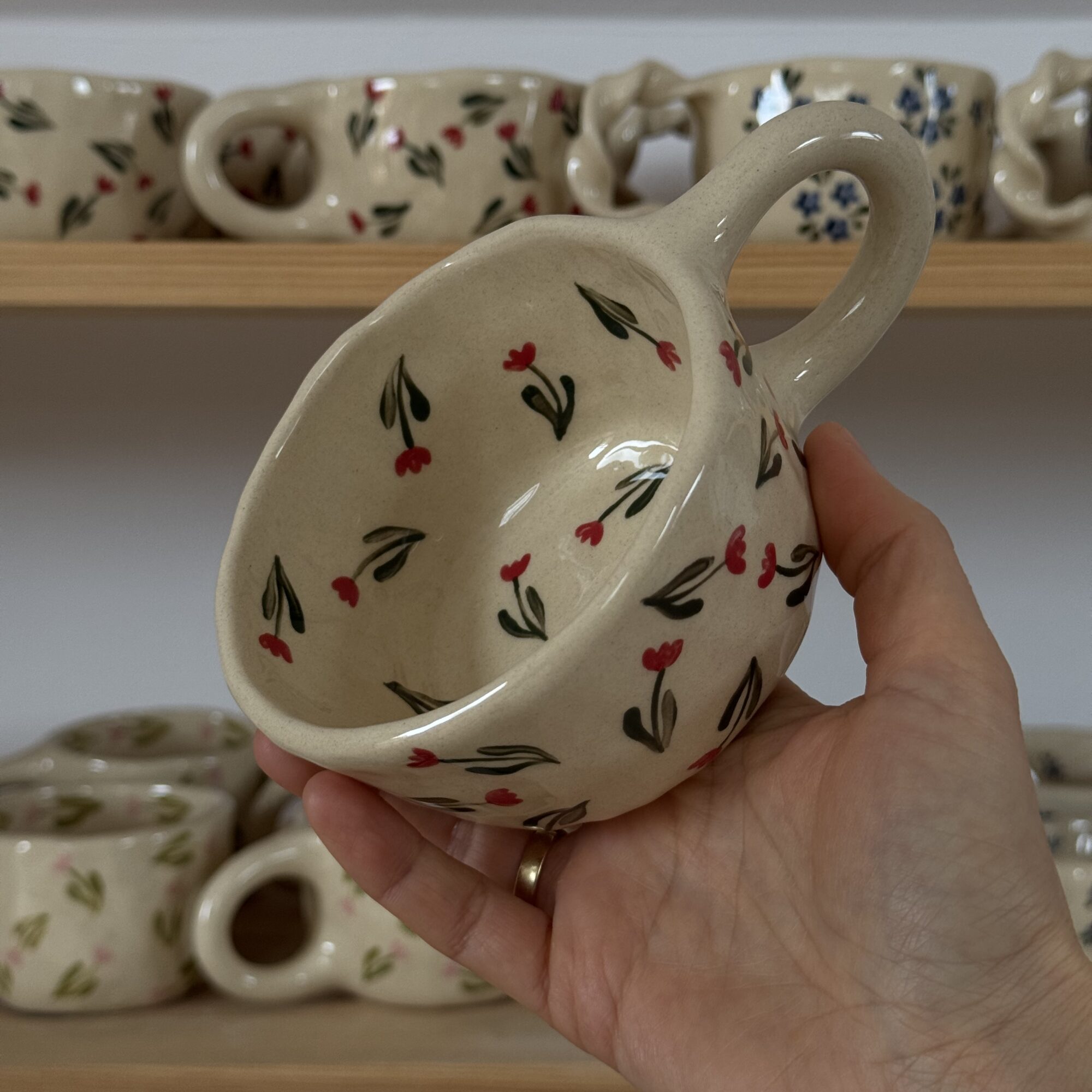 Kubek Czerwone Tulipany